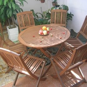 Bảo vệ đồ gỗ ngoài trời