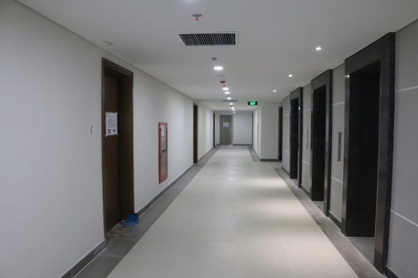 co-nen-bo-tri-ban-tho-trong-can-ho-chung-cu-2