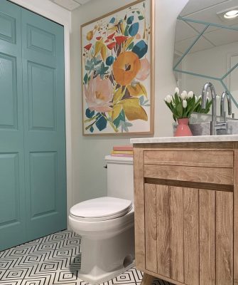 y-tuong-trang-tri-phong-tam-day-mau-sac