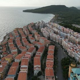 Nhiều “ông lớn” bất động sản nghỉ dưỡng âm vốn